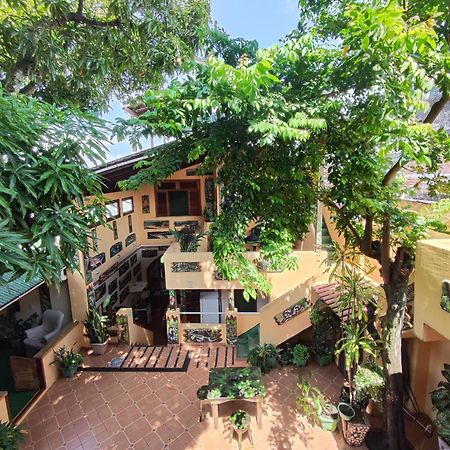 Hostel Nin Ngoại thất bức ảnh