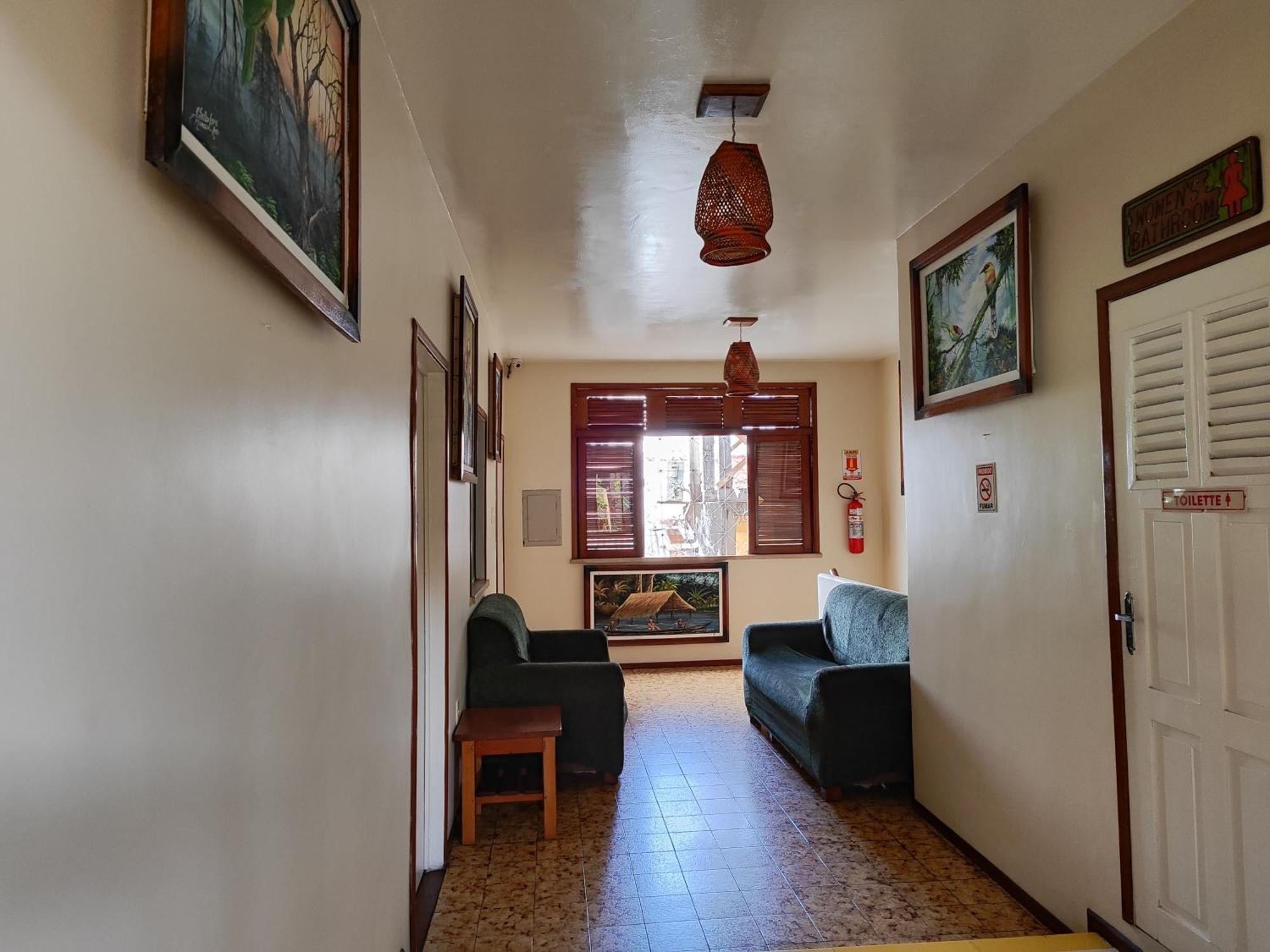Hostel Nin Ngoại thất bức ảnh